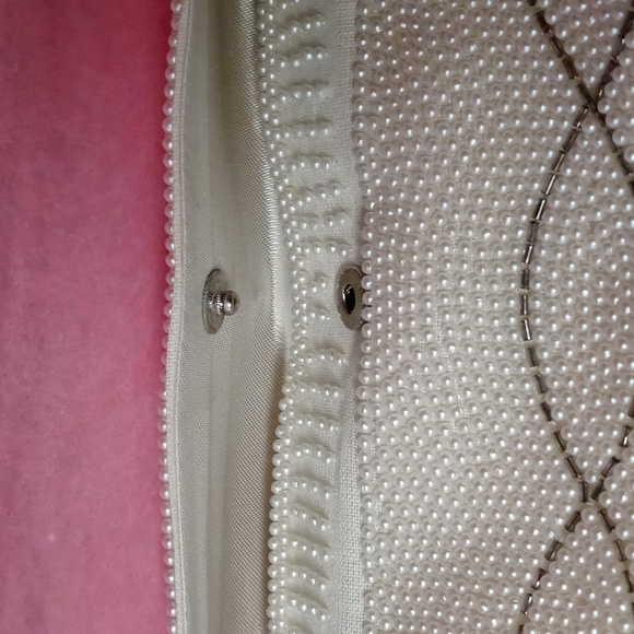 Vintage Beaded Clutch - Picture 4 of 10